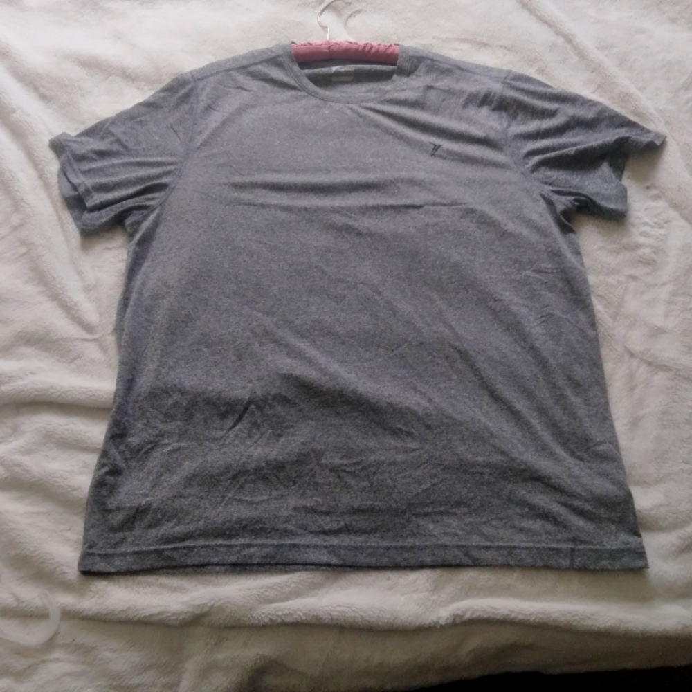 Old navy active dry xxl shirt